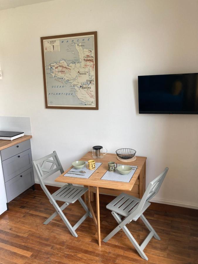 Studio Cosy, Lumineux Et Bien Situe. Lorient Buitenkant foto